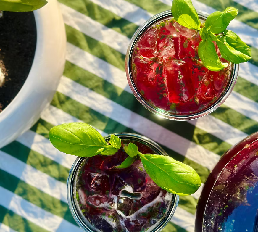 Pomegranate, lime & basil mojito mocktail recipe